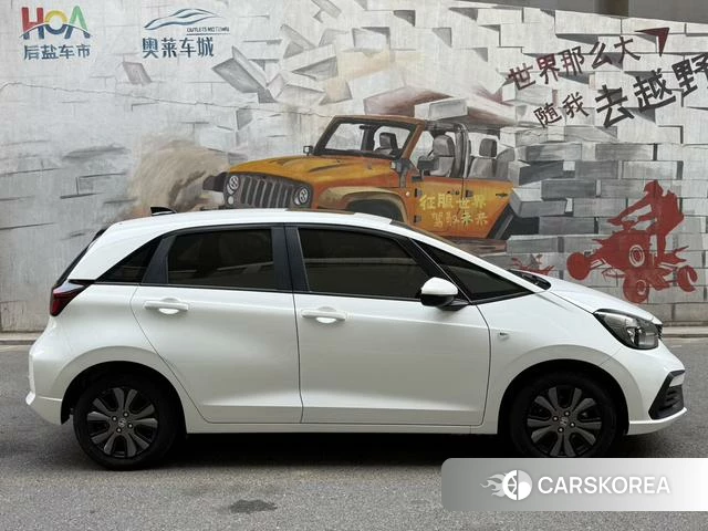 Honda Fit 2022 Белый из Китая, фото 2