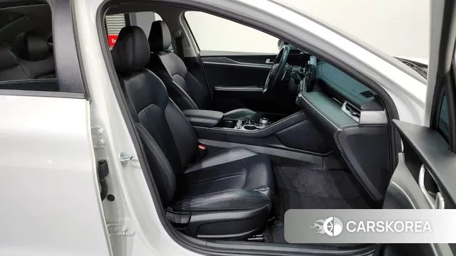 Kia K5 3rd generation 2022 Белый из Кореи, фото 2