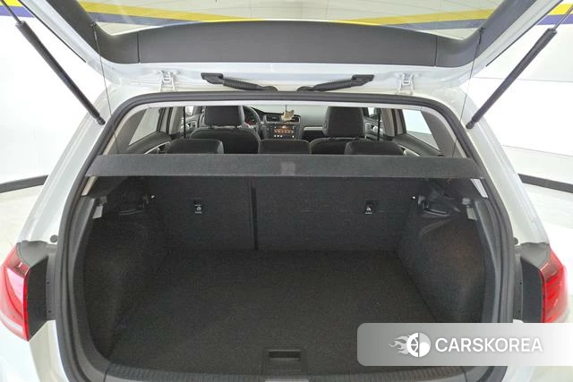Volkswagen Golf 2020 Белый из Китая, фото 2