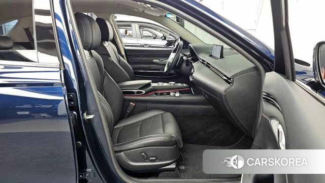 Genesis GV70 2021 Черный из Кореи, фото 2