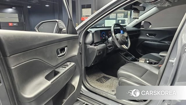 Hyundai Kona (SX2) 2023 Серый из Кореи, фото 2