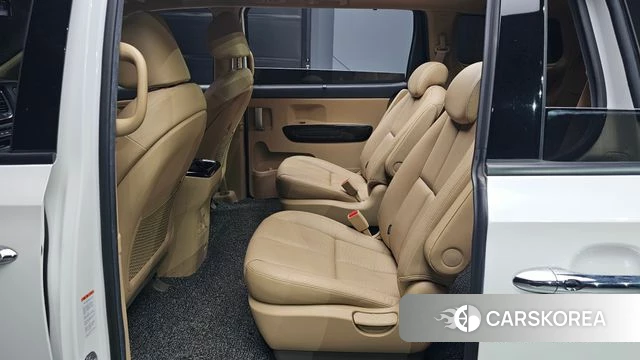 Kia The New Carnival 2019 Белый из Кореи, фото 2