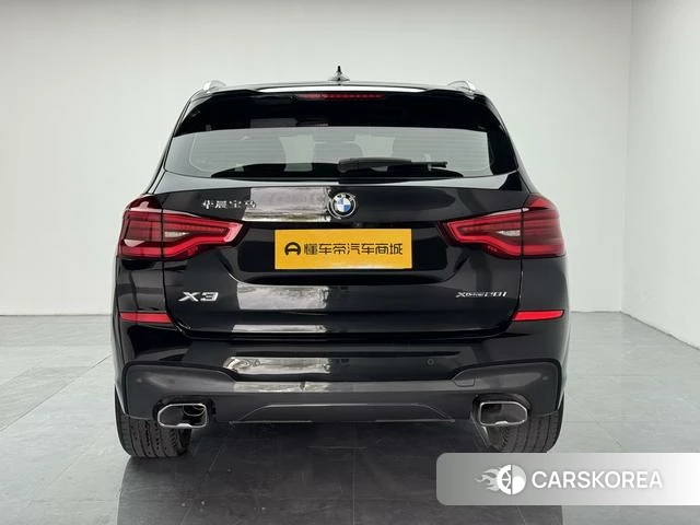 BMW X3 2021 Черный из Китая, фото 2