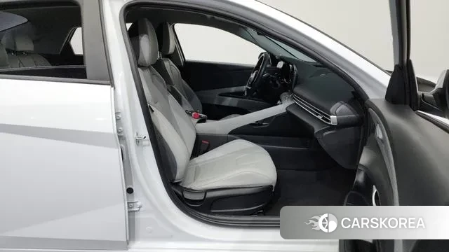 Hyundai Avante (CN7) 2022 Белый из Кореи, фото 2