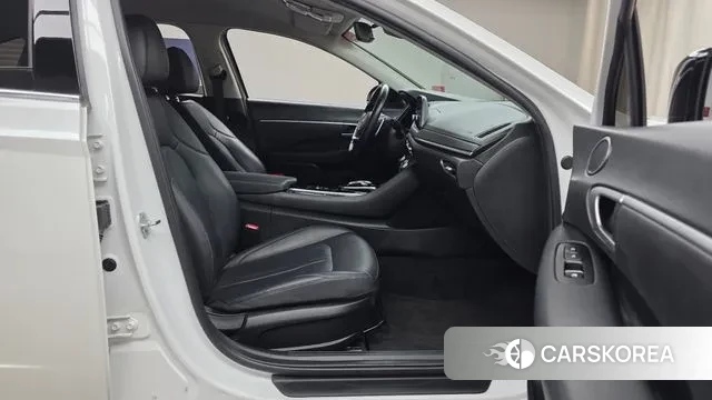 Hyundai Sonata (DN8) 2022 Белый из Кореи, фото 2