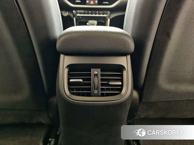 Kia K3 2022 Белый из Китая, фото 2