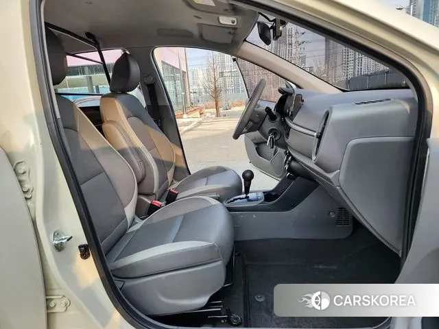 Kia Morning Urban (JA) 2020 Жемчужный цвет из Кореи, фото 2