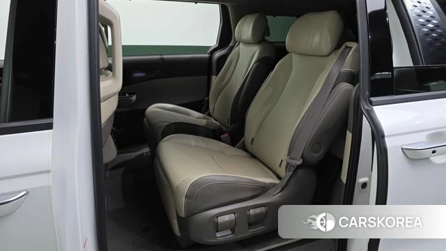 Kia Carnival 4th generation 2023 Белый из Кореи, фото 2