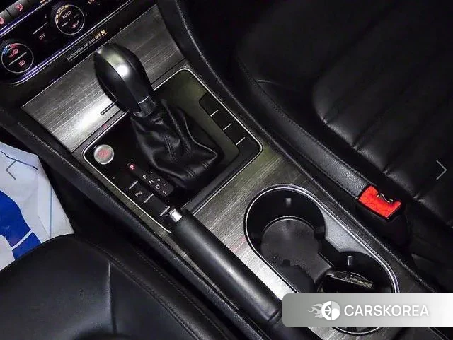 Volkswagen The New Passat 2018 Черный из Кореи, фото 2