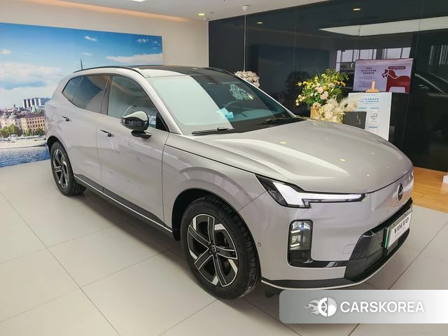 Volvo XC70 2026 Другой из Китая, фото 2