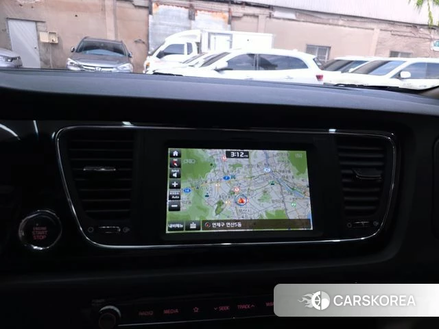 Kia All New Carnival 2018 Черный из Кореи, фото 2