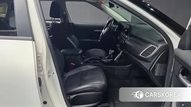 Kia Seltos 2022 Белый из Кореи, фото 2