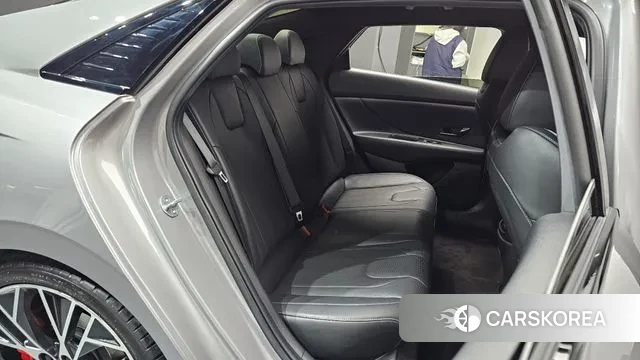 Hyundai Avante (CN7) 2022 Серебряный из Кореи, фото 2