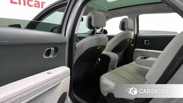 Hyundai Ionic 5 2021 Серебряный из Кореи, фото 2