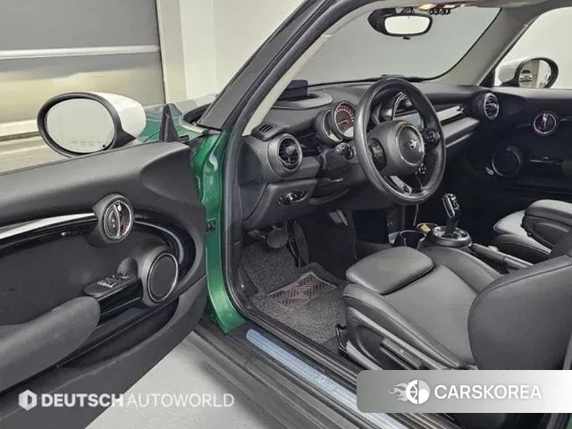 Mini Cooper 2020 Зеленый из Кореи, фото 2