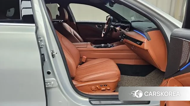 Kia The New K8 2024 Серебристо-серый из Кореи, фото 2