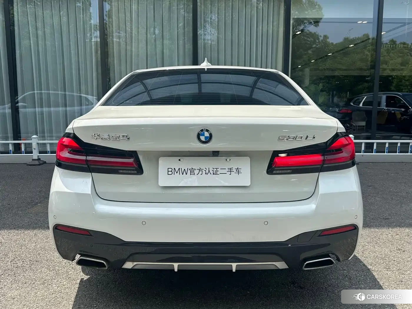 BMW 5 series 2022 Белый из Китая, фото 2