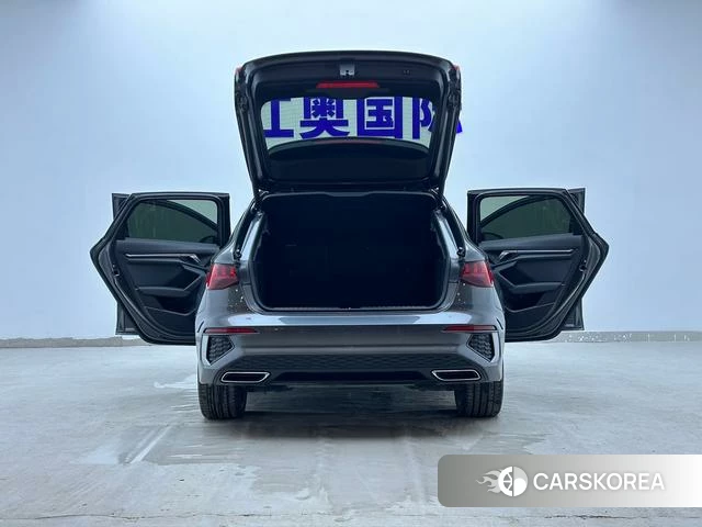 Audi A3 2021 Темно-серый из Китая, фото 2