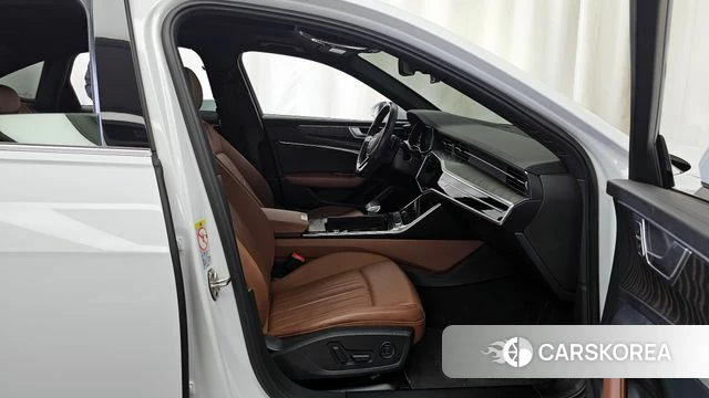 Audi A6 (C8) 2019 Белый из Кореи, фото 2