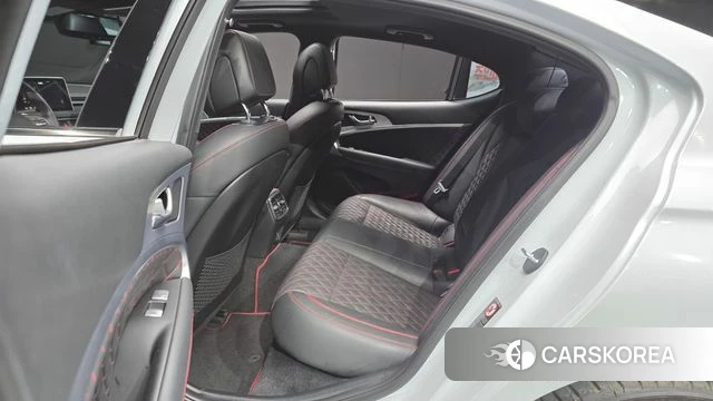 Genesis G70 2018 Белый из Кореи, фото 2