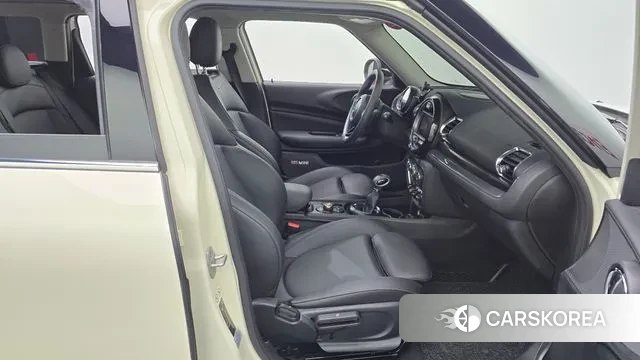 Mini Cooper Clubman 2018 Жемчужный цвет из Кореи, фото 2