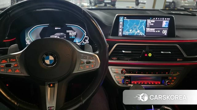 BMW 7 Series (G11) 2021 Черный из Кореи, фото 2
