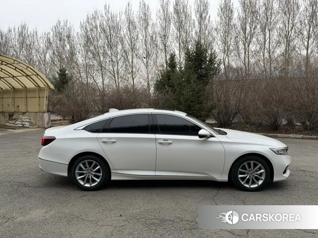 Honda Accord 2022 Белый из Китая, фото 2