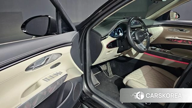 Genesis GV70 2023 Серый из Кореи, фото 2
