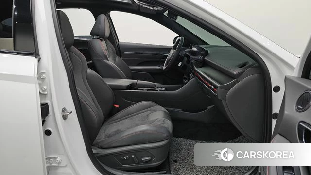 Hyundai Sonata D Edge (DN8) 2024 Белый из Кореи, фото 2