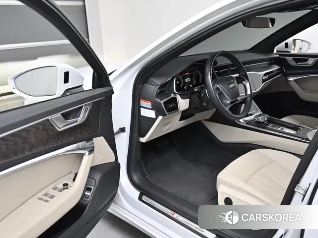 Audi A6 (C8) 2023 Белый из Кореи, фото 2