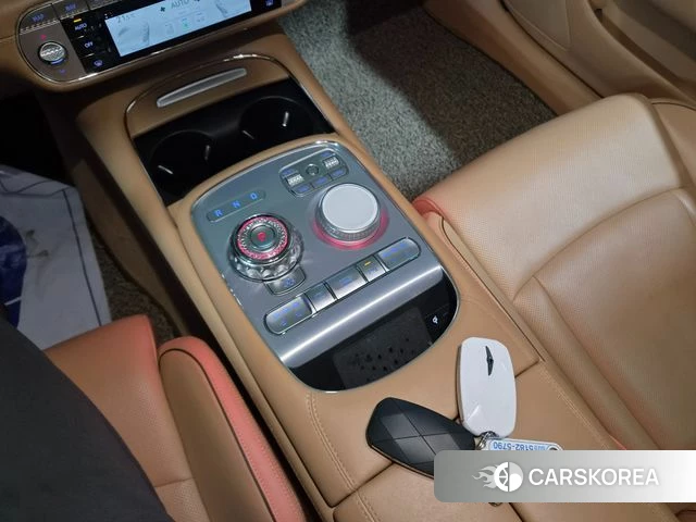 Genesis G90 (RS4) 2022 Черный из Кореи, фото 2