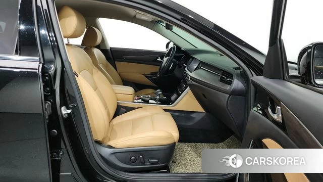 Kia K7 Premier 2019 Черный из Кореи, фото 2