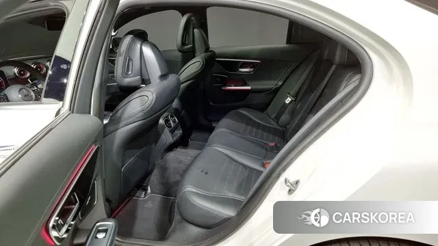 Mercedes-Benz C-Class W206 2022 Белый из Кореи, фото 2