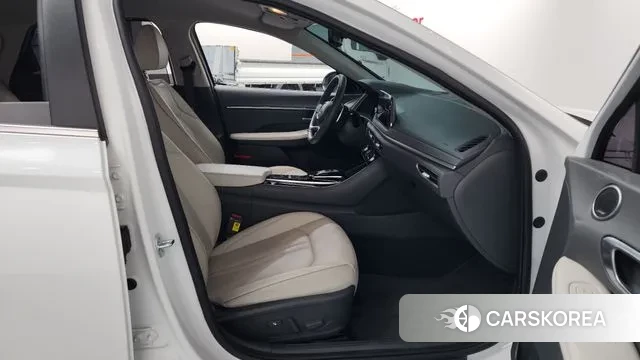 Hyundai Sonata (DN8) 2021 Белый из Кореи, фото 2