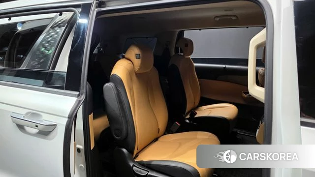 Kia Carnival 4th generation 2023 Белый из Кореи, фото 2