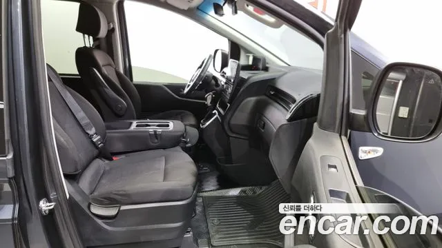 Hyundai Staria 2021 Серый из Кореи, фото 2