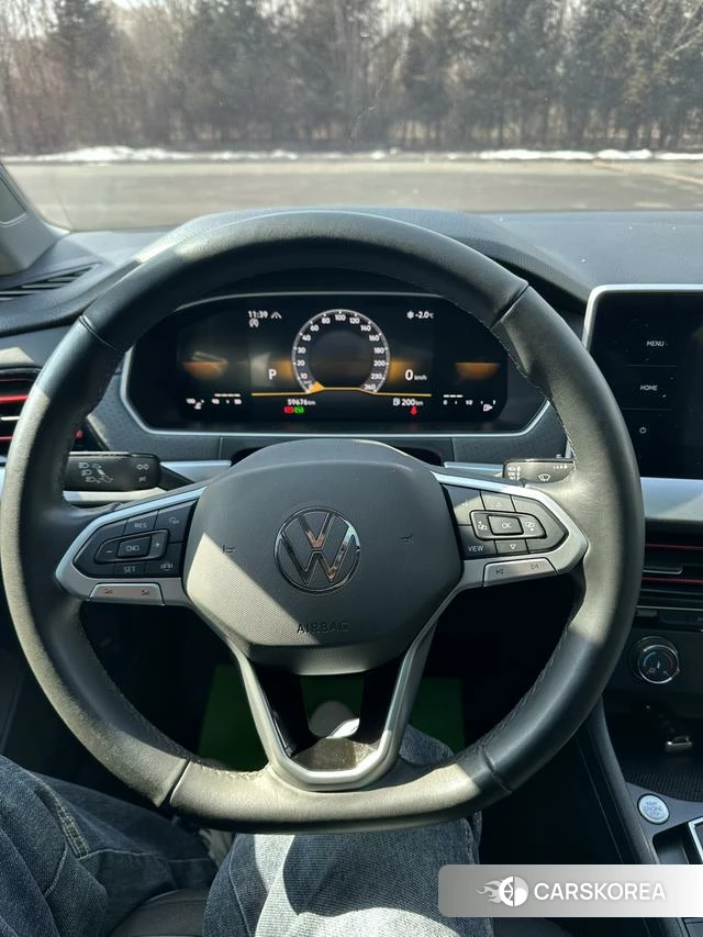Volkswagen Lavida 2023 Белый из Китая, фото 2