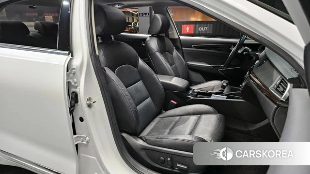 Kia Come New K7 2019 Белый из Кореи, фото 2