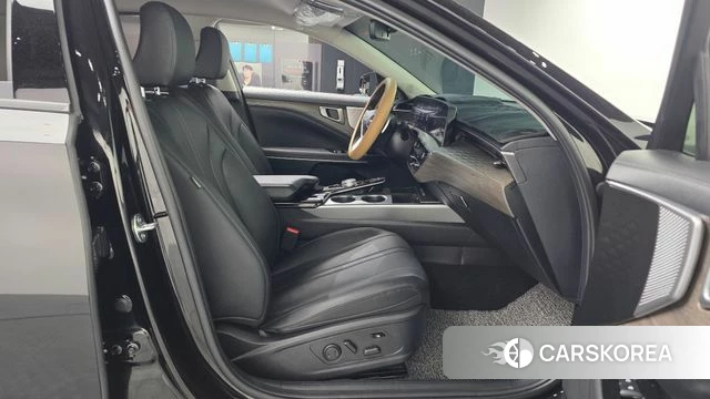 Kia K8 2024 Черный из Кореи, фото 2