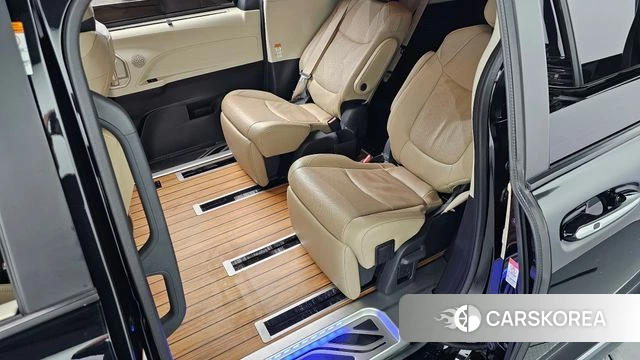 Toyota Sienna 4th Generation 2024 Черный из Кореи, фото 2