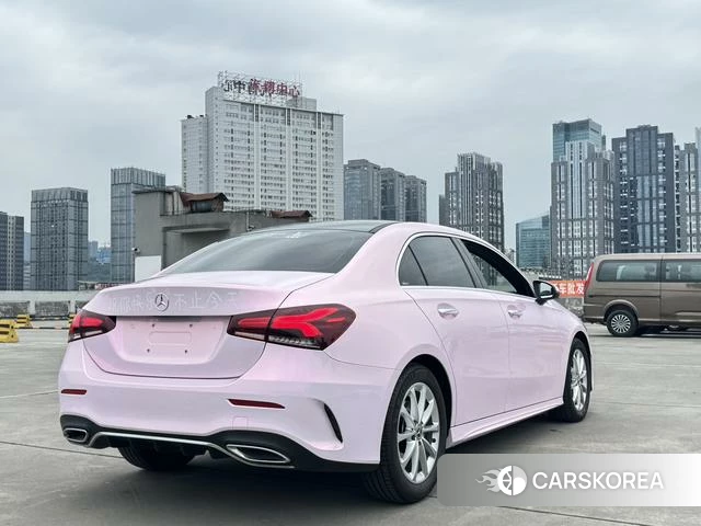 Mercedes-Benz Class A 2021 Серебристо-серый из Китая, фото 2