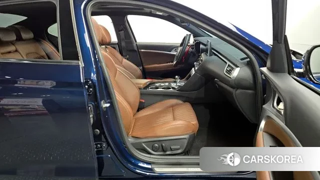 Genesis G70 2018 Синий из Кореи, фото 2