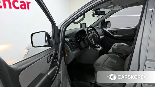 Hyundai The New Grand Starex 2018 Серебряный из Кореи, фото 2