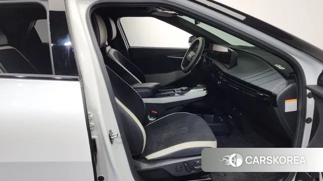 Kia EV6 2022 Белый из Кореи, фото 2