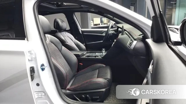 Genesis G70 2018 Белый из Кореи, фото 2