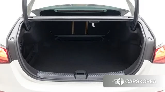 Mercedes-Benz E-Class W214 2025 Белый из Кореи, фото 2