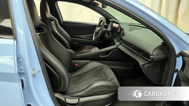 Hyundai Avante (CN7) 2022 Небесно-голубой из Кореи, фото 2