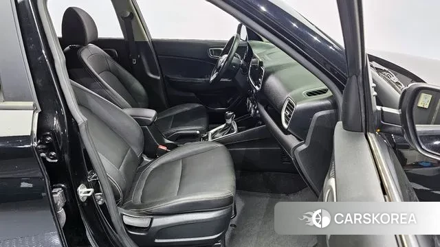 Hyundai Venue 2022 Черный из Кореи, фото 2