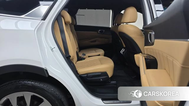 Kia Sorento 4th Generation 2023 Белый из Кореи, фото 2