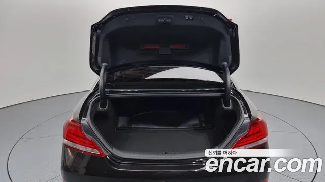 Genesis G70 2018 Черный из Кореи, фото 2